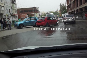 В Астрахани на улице Нововосточной сбили 52-летнего мужчину