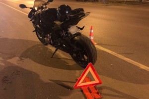 В Астрахани мотоциклист пострадал в ДТП