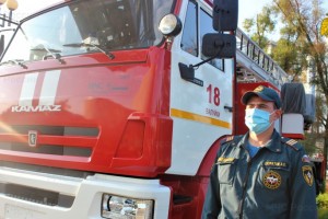 Пожарные и спасатели Белгородского МЧС России получили 10 пожарно-спасательных автомобилей
