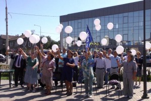 В Астрахани почтили память погибших воинов акцией “Белые журавли”