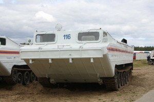 Аэромобильная группа МЧС направлена к жителям острова Петриков в Астраханской области