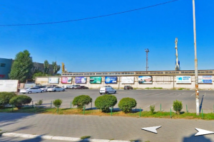 В Астрахани откроется новая платная парковка у&#160;ТЦ на улице Адмиралтейской