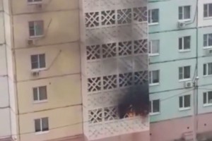 В Астрахани загорелась квартира на улице Грановского