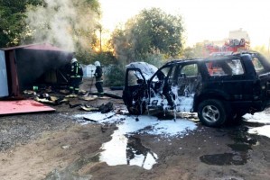 В Астрахани сгорел гараж с автомобилем
