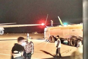 Пассажир рассказал подробности столкновения самолёта в&#160;аэропорту Астрахани