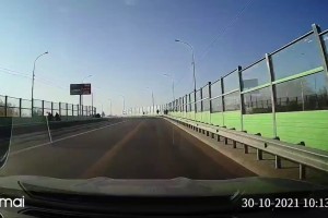 В Астрахани полностью открыли Милицейский мост