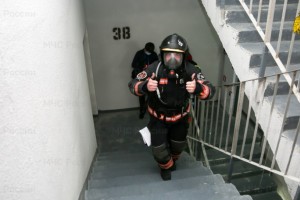 В Санкт-Петербурге прошли испытания по скоростному подъему в высотном здании «Вертикальный вызов» (видео)