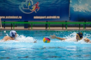 Астраханские ватерполисты дважды обошли команду из Казахстана в играх Чемпионата России