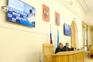 Председатель Думы Астраханской области поддержал введение маркировки продукции из осетровых и черной икры