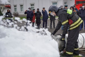 Пожарные Москвы поделились опытом с коллегами из Таджикистана