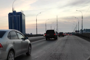 Астраханцев предупреждают о пробках на Новом мосту из-за ремонта