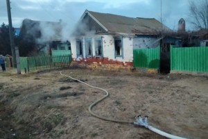 Ночью в Трусовском районе Астрахани горела баня