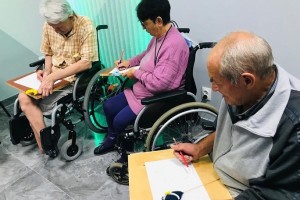 На помощь астраханским инвалидам власти выделят более 54 миллионов рублей