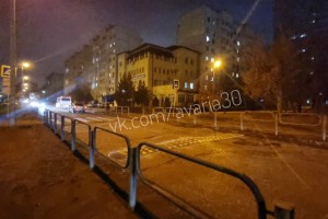 К выбоинам на улице Куликова в Астрахани добавили «лежачих полицейских»