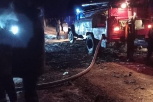 В Астраханской области сгорели два жилых дома и квартира: есть пострадавшие