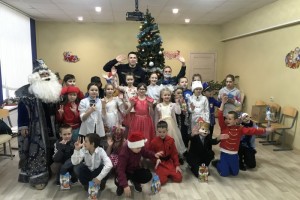 Сотрудники МЧС России провели акцию «Новогодние волшебники» для детей Ленинградской области