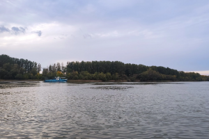 При расчистке водоёмов в Астраханской области было похищено более 2 миллионов рублей