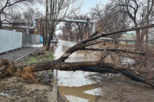 В части микрорайонов Астрахани было восстановлено водоснабжение
