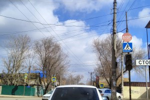 Астраханцы продолжают жаловаться на неработающие после бури светофоры