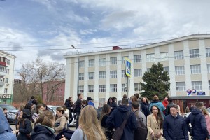 Из Астраханского госуниверситета эвакуируют студентов