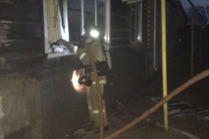 Вчера в Астрахани неизвестные подожгли гараж
