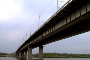 В Астрахани с Нового моста упала 18-летняя девушка