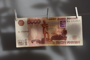 В Астрахани снизился оборот фальшивых купюр