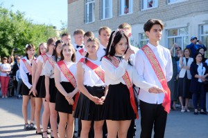25 одиннадцатиклассников из Камызякского района претендуют на золотую медаль