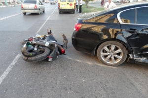В Астрахани в результате ДТП пострадал водитель мотоцикла