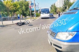 Сегодня в Астрахани сбили 21-летнего мотоциклиста