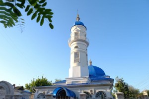 Астраханский губернатор и мэр города поздравили мусульман с праздником Курбан-байрам