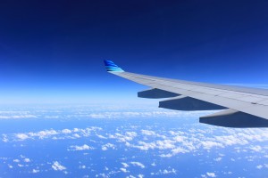 Самолет, летевший в Астрахань, вынужденно вернулся в Баку