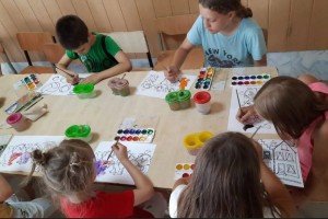 Астраханские педагоги допобразования организовали занятия детям из ДНР и ЛНР