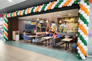 В Астрахани открылся третий ресторан «Вкусно — и точка»