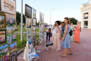 В Астрахани стартовал фестиваль Лотосов