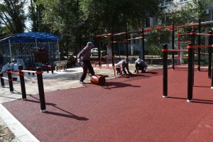В некоторых школах Астрахани появятся новые спортивные площадки