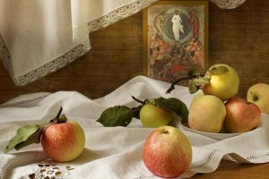 Яблочный Спас: приметы, традиции и&#160;особенности праздника