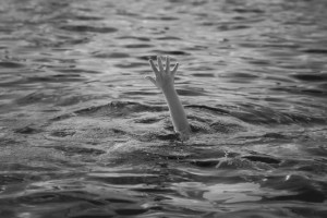 В реке Ахтуба утонул турист