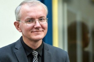 Астраханского депутата Олега Шеина наказали за оскорбления в адрес руководства страны