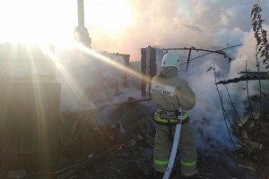 В Астраханской области по неосторожности произошёл крупный пожар
