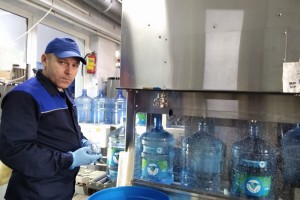 В Астрахани производят бутилированную воду по мировым стандартам