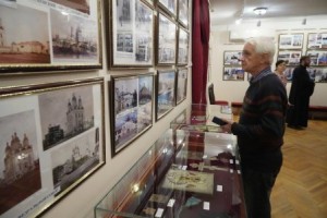 Астраханцев приглашают на выставку старинных икон и церковных фотографий