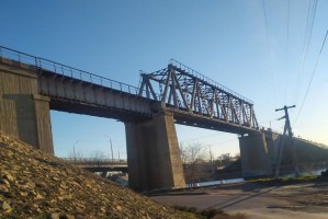Завершен ремонт железнодорожного моста в&#160;Астрахани