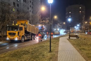 В Астрахани ремонтируют улицу Валерии Барсовой