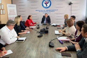 Астраханское правительство пересмотрит зарплату водителей «скорой»