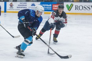 «Торон» обыграл фаворита соревнований: в Астрахани завершился хоккейный турнир