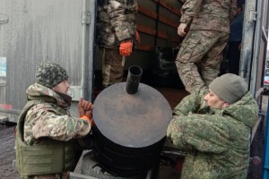 Участникам спецоперации доставили новый гуманитарный груз из Астраханской области