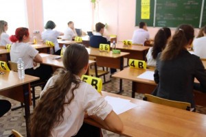 Досрочный период ЕГЭ: в Астрахани выпускники сдали первый экзамен