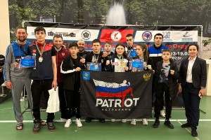 Астраханские спортсмены привезли 7 медалей с соревнований по кикбоксингу