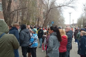 В Астрахани снова прошёл митинг против безнадзорных собак